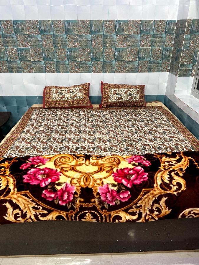 Garuda Guest House Varanasi Eksteriør billede