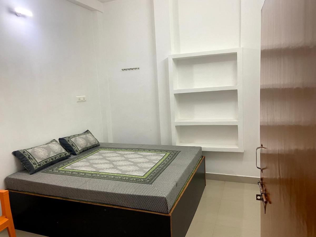 Garuda Guest House Varanasi Eksteriør billede