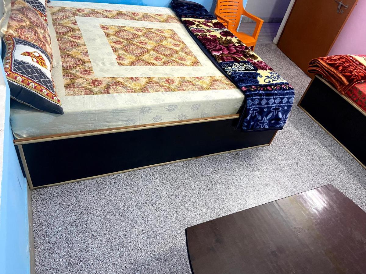 Garuda Guest House Varanasi Eksteriør billede