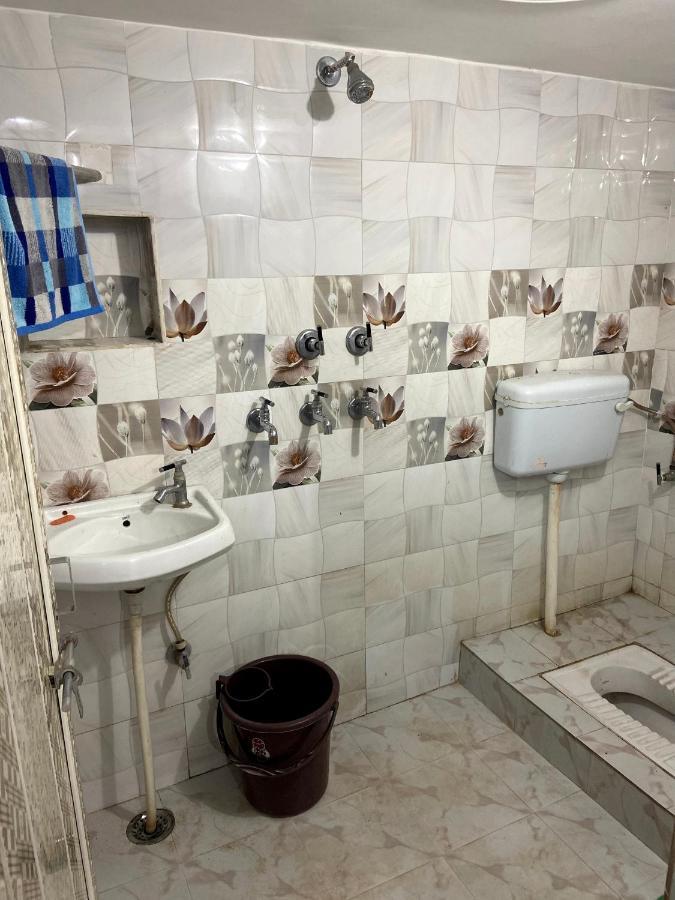 Garuda Guest House Varanasi Eksteriør billede