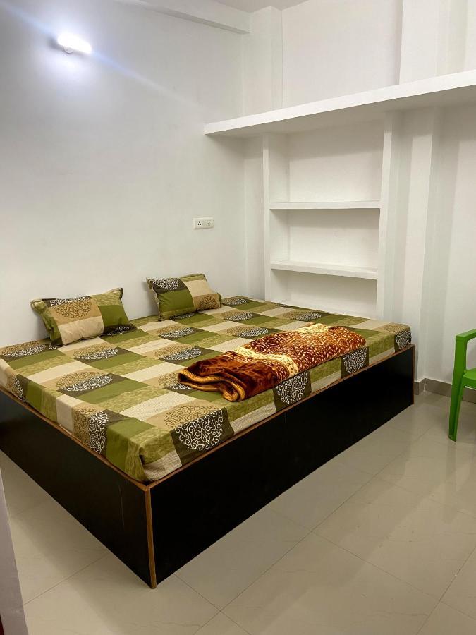 Garuda Guest House Varanasi Eksteriør billede