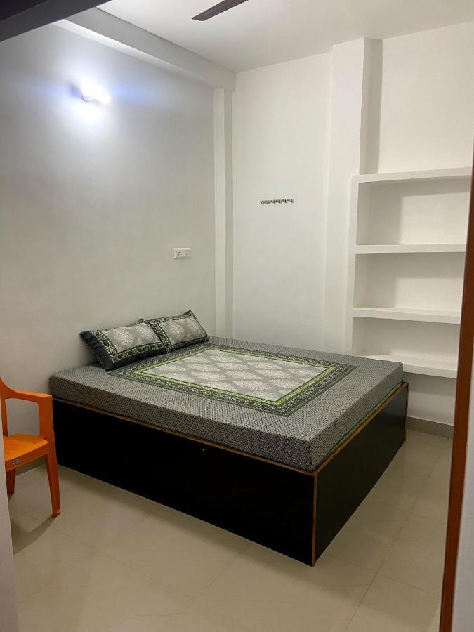 Garuda Guest House Varanasi Eksteriør billede